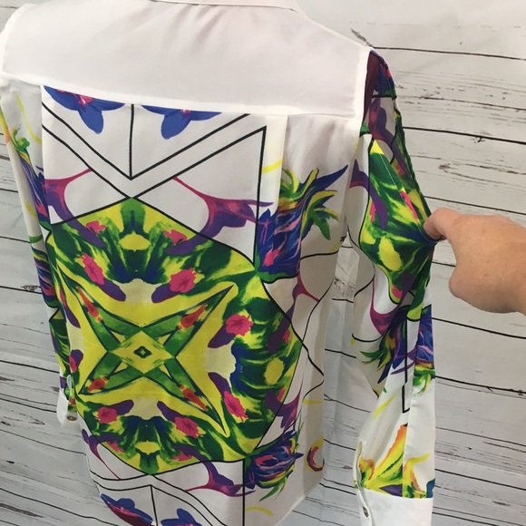 Cold Shoulder Abstract Button Down Blouse - Picture 3 of 6